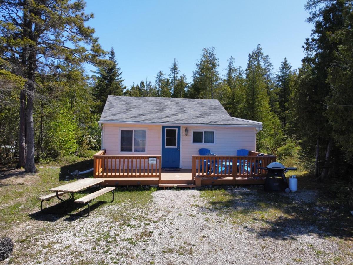 Neptunes Hideaway Tobermory Extérieur photo